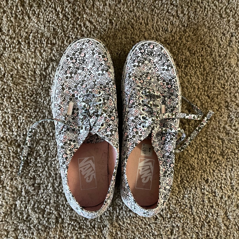 Vans pastel flowers